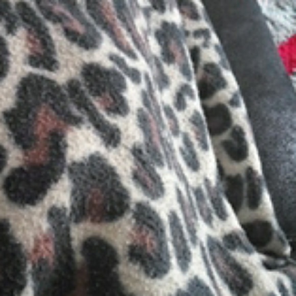 Meet your Posher, Victoria - Picture 1 of 1